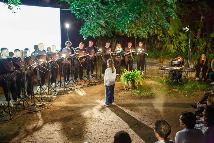  Scrivere la propria libert&agrave; in scena: quando la vera redenzione passa attraverso un copione teatrale 