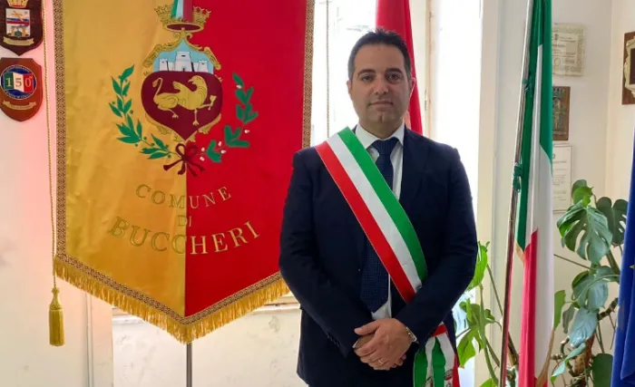 Il sindaco Caiazzo scommette sulla buona fede: stop alla societ&agrave; di recupero crediti, incentivi al pagamento spontaneo, ma controlli per i morosi