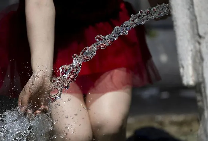 Quindici stazioni oltre i 45 gradi (e un record di 48,4&deg;C): la Sicilia sotto assedio del caldo torrido 