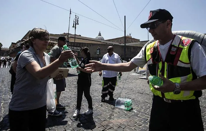 Catania, scatta il piano caldo: acqua e spazi climatizzati per i pi&ugrave; fragili