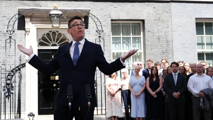 Andy Burnham a Downing Street: il ritorno del Nord al centro del potere britannico