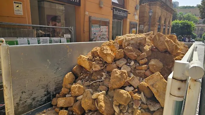 L'ex ospedale di via Atenea: scatta la seconda fase dei lavori di messa in sicurezza