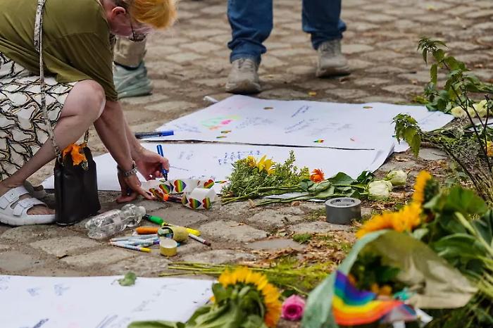 Furgone contro il Pride a Berlino, arrestato un uomo di nazionalit&agrave; iraniana: era a bordo del mezzo
