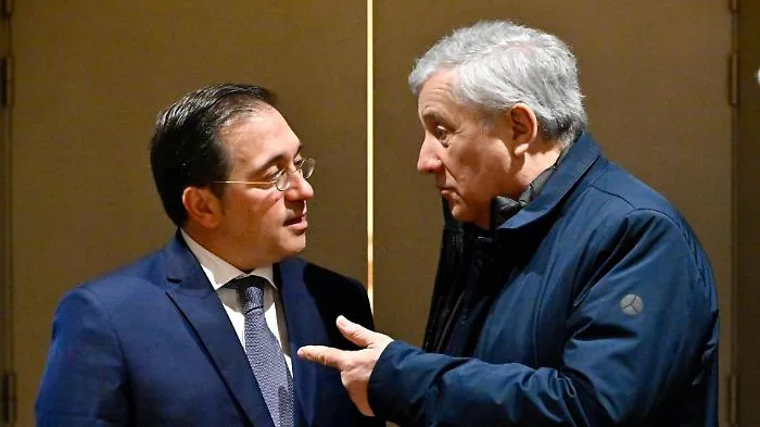 &laquo;Un messaggio indegno&raquo;: la Spagna risponde a Tajani e convoca l&rsquo;ambasciatore italiano