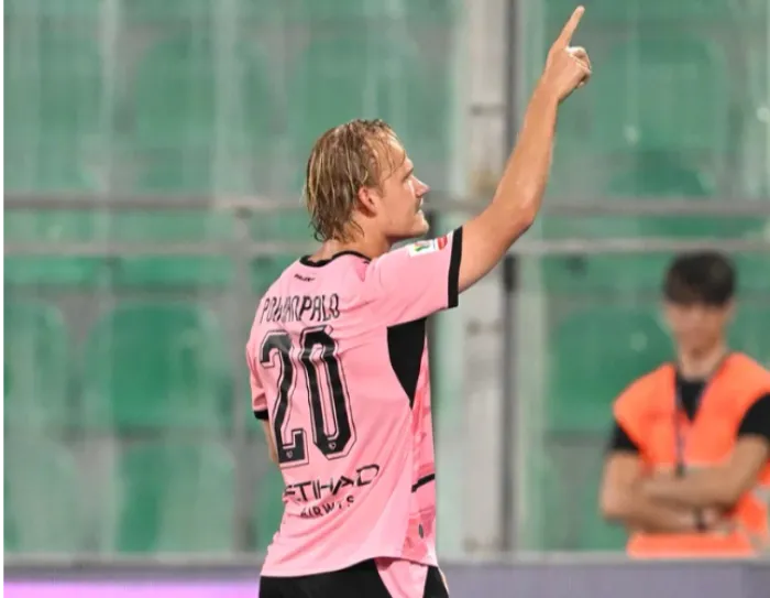 Il Palermo stende il Lecce gol le firme di Vavassori  e del solito Pohjanpalo 