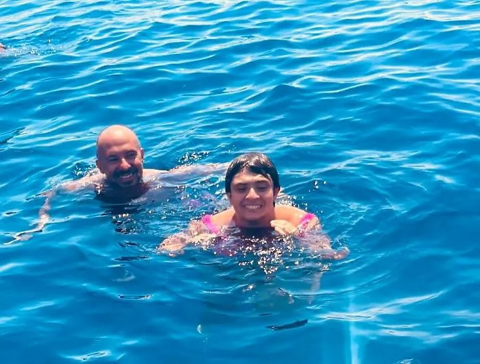 Davide Faraone: &laquo;Gli insulti a mia figlia Sara per le foto sui social? Mostriamo la felicit&agrave; contro i pregiudizi&raquo;
