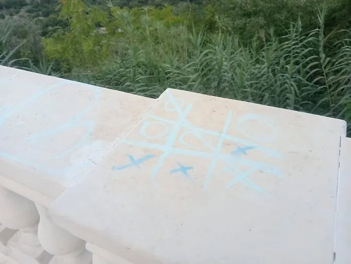 Ragusa, un gesto di incivilt&agrave; ferisce uno dei luoghi pi&ugrave; amati e iconici di Ibla
