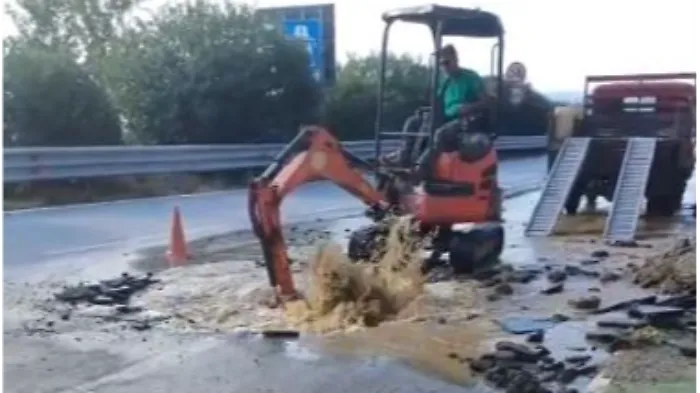 Messina, grossa perdita idrica sulla panoramica: rubinetti chiusi e lavori in corso 