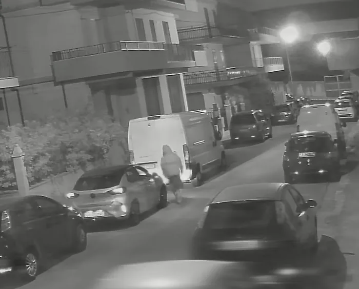 Ragusa, furgone rubato nottetempo nella zona di viale dei Platani: cresce la preoccupazione tra i cittadini