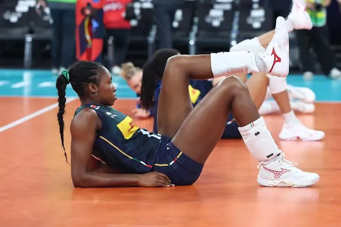 La Turchia ferma l'Italia al tie-break: sfuma l'en plein azzurro a Istanbul