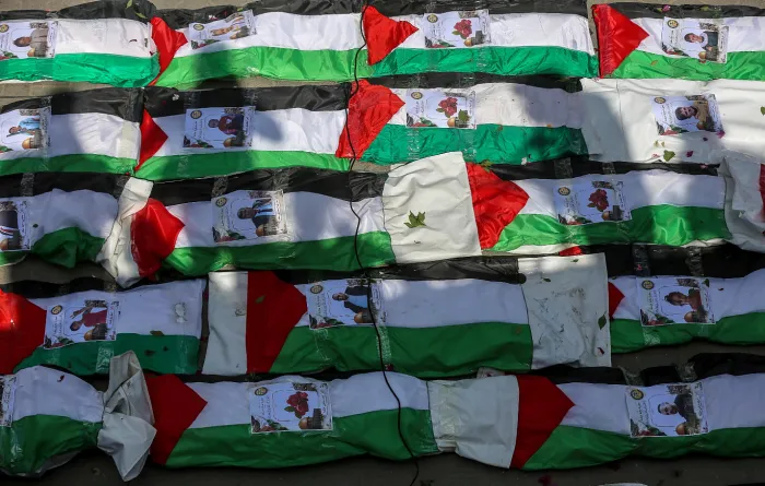 Tensione a Gaza: l'Idf colpisce le postazioni di Hamas dopo un'esplosione sulla Linea Gialla