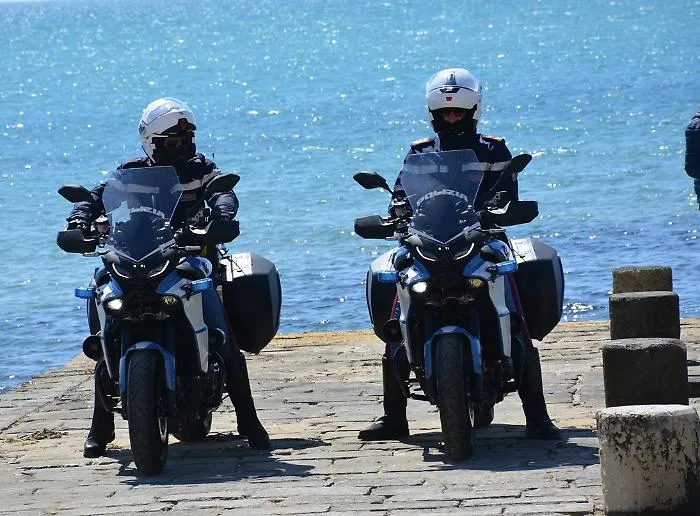 Aggressione in uno chalet a Marina di Modica: scatta il Dacur per due persone