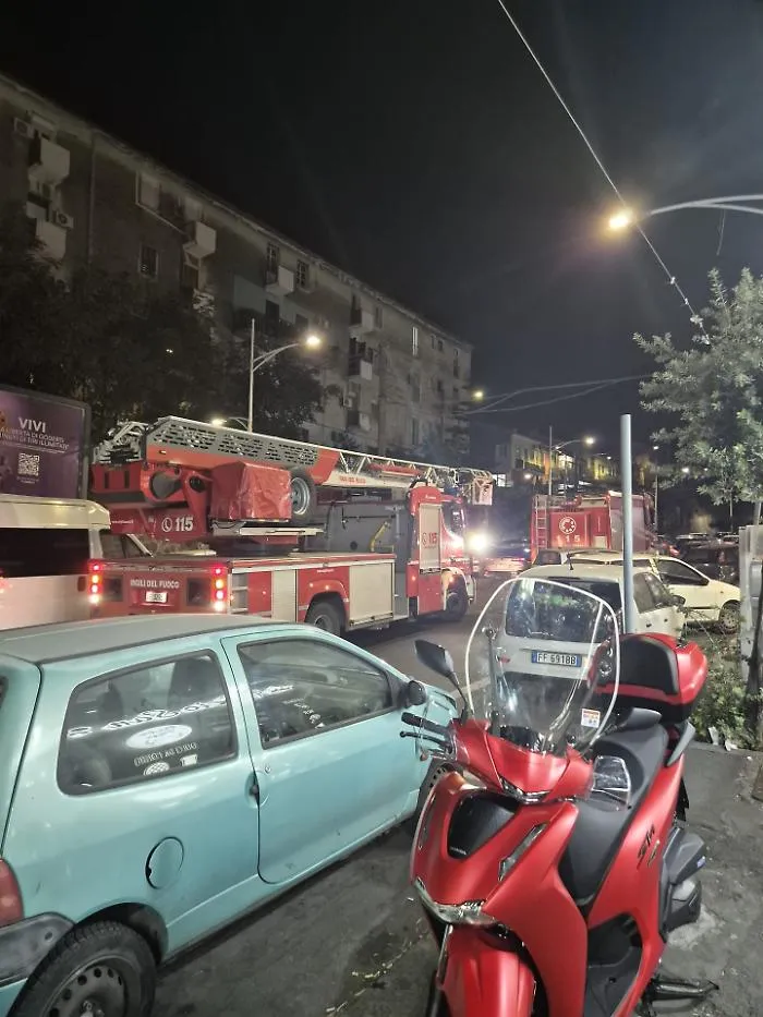 Incendio in via Pietro Querini: paura per una bombola del gas
