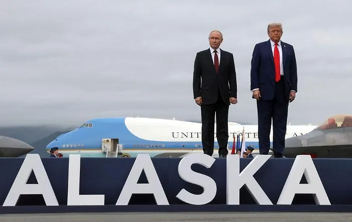 Ucraina e le midterm vicine, Trump telefona a Putin: &laquo;Chiudi la guerra entro il mio mandato&raquo;. Lo zar frena