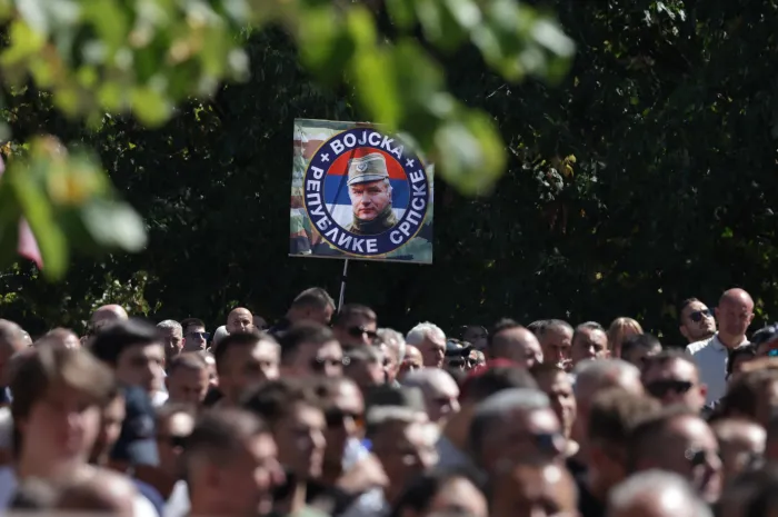 L'Ue condanna il funerale di Mladić: vertici europei contro le autorit&agrave; serbe