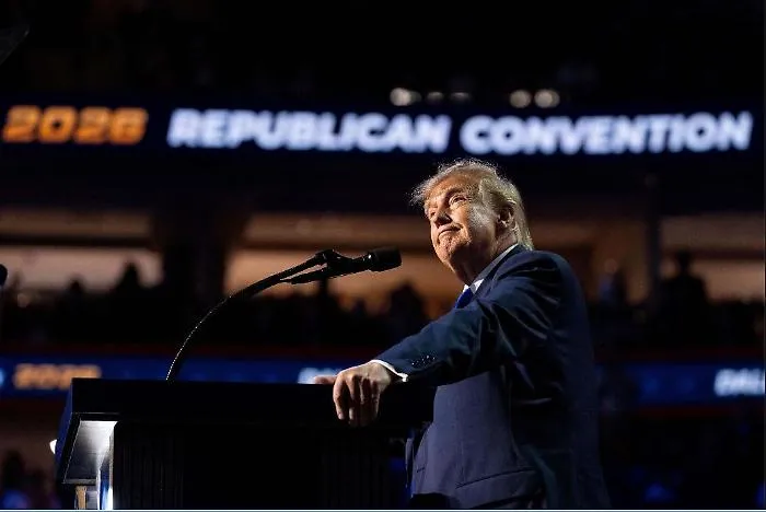 &laquo;Fateci finire il lavoro&raquo;: Trump rilancia il suo operato da Dallas e promette un dividendo a ogni adulto
