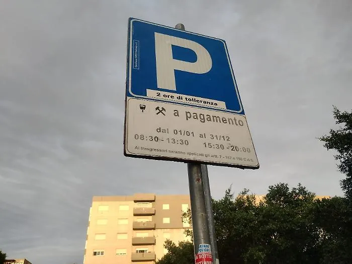Nuove tariffe per gli stalli blu a Erice: vetta a 2 euro l'ora, residenti e commercianti in allarme