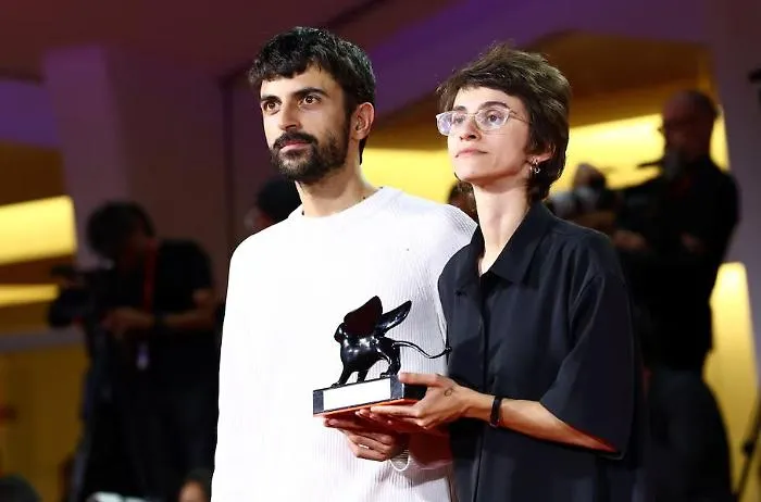 &ldquo;NAZA&rdquo;, il film sui sistemi di guerra a Gaza: dopo il premio di Venezia, Israele minaccia i registi