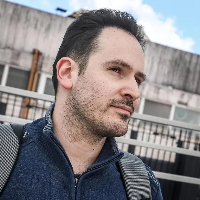Delitto di Garlasco, l&rsquo;ultima partita sulle prove: la difesa di Sempio prepara la sfida sul DNA e sull&rsquo;impronta Frau
