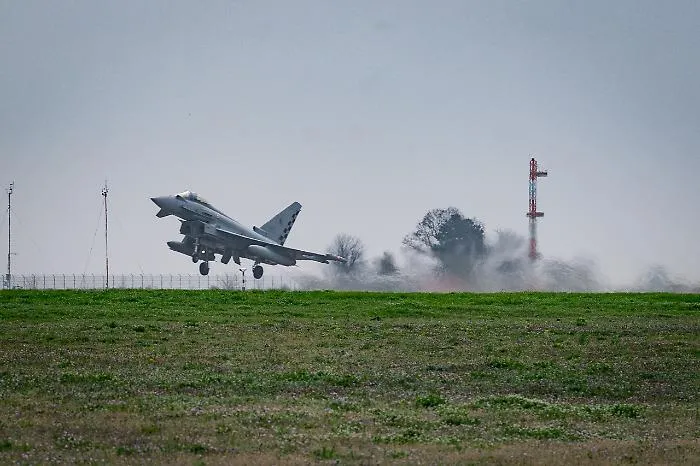 Eurofighter italiani abbattono un drone sulla Lituania: l&rsquo;allarme NATO vicino a un impianto strategico
