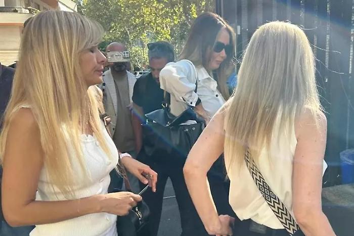 Esposto choc di Natalia Potenza: presunti maltrattamenti di Valter Lavitola al vaglio dei pm