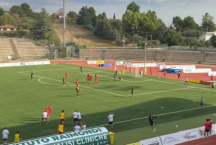 L'esultanza di Alagna dopo il primo gol