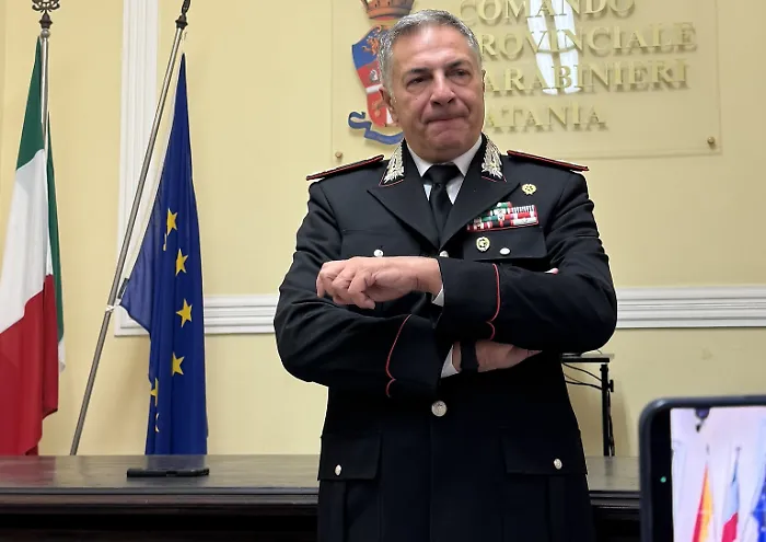 Catania, il saluto del generale dei carabinieri Altavilla: &laquo;Lotta alla criminalit&agrave; e nessun femminicidio&raquo;
