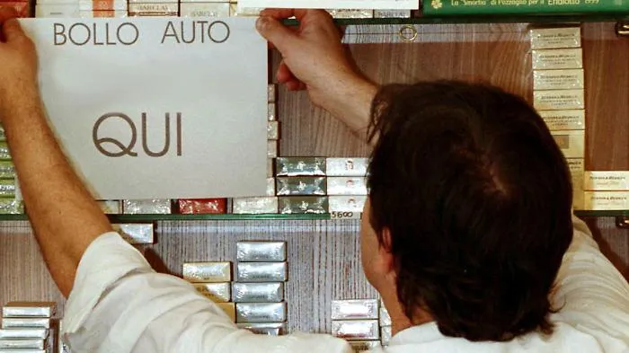 Bollo auto 2027, il risparmio reale: chi guadagna 163 euro e quanto pesa il rincaro del diesel