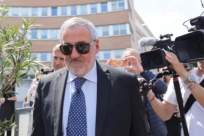 Garlasco, archiviata la posizione dell'ex pm Mario Venditti: Gip di Brescia trasferisce gli atti a Pavia