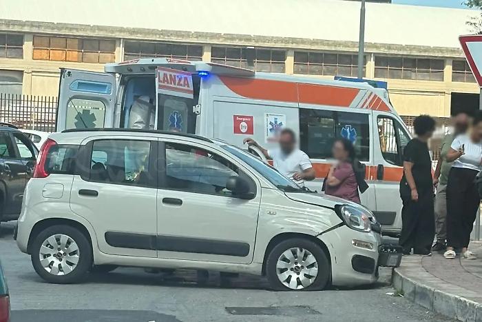 Modica Sorda, perde il controllo dell'auto e causa un incidente