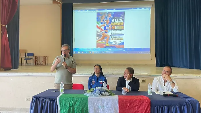Alice Mangione si racconta ai giovani: una grande festa per alunni e alunne del Liceo Sportivo Eschilo di Gela 