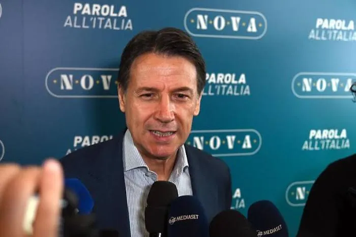 Campo Largo diventa pi&ugrave; "stretto": il M5S punta sullo stop alle armi all'Ucraina e alle primarie 