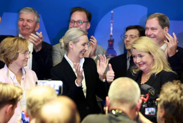  Terremoto elettorale in Germania, l'AfD trionfa nel Meclemburgo e Die Linke si prende Berlino 
