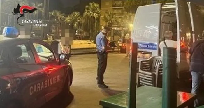 Controlli anti-degrado a Catania: multe e diffide per bar e trattoria che occupavano suolo pubblico