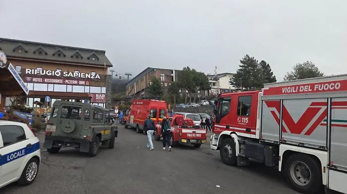 Dalla &laquo;fessurazione&raquo; parte la perdita di gas: al Rifugio Sapienza le indagini sui tre intossicati