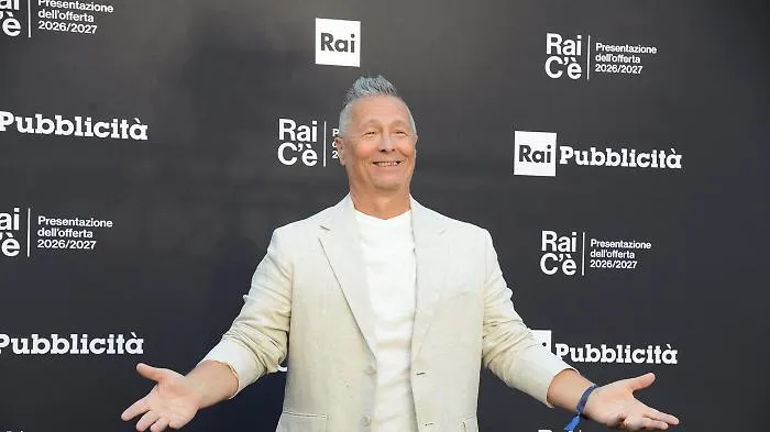 Paolo Belli fuori dal video di Ballando con le stelle: confermata la presenza nello staff