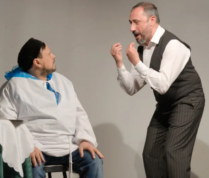 Al via la stagione di Piccadilly al Teatro Sipario Blu: "Agata" apre una rassegna tra risate e impegno