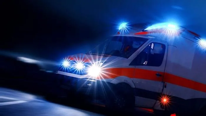 Scooter finisce sulla nuova rotonda a San Giuseppe La Rena: un morto e una 17enne ferita 