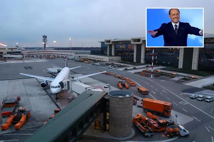 Malpensa porta il nome di Silvio Berlusconi: targa al Terminal 1 dedicata al Cavaliere