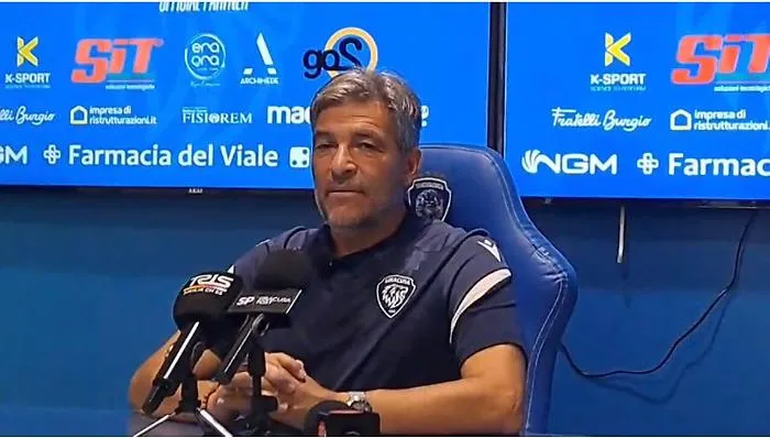 Siracusa calcio, Cacciola: "Vogliamo continuare cos&igrave;, testa al Modica"*