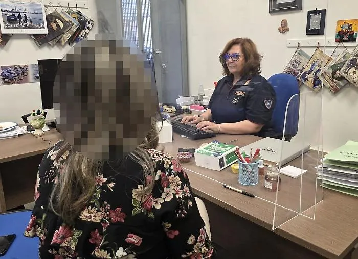 Un anno di violenze, minacce e umiliazioni per la convivente: arrestato dopo intervento della Polizia