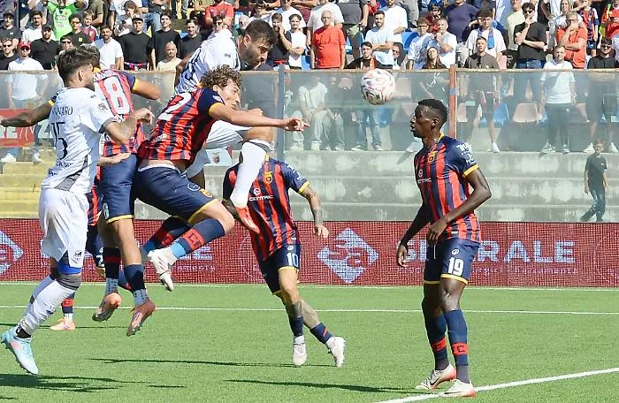 Il Catania formato trasferta funziona: Casertana battuta all'ultimo respiro