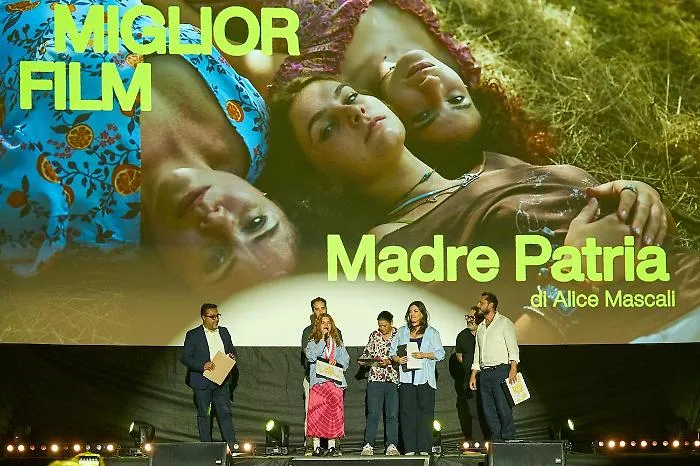 "Madre Patria" di Alice Mascali trionfa al CICI Film festival