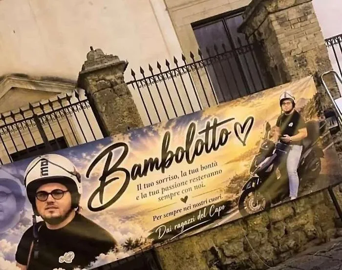 Il Capo si ferma per Salvatore Zora: folla commossa e l'appello del prete sulla sicurezza stradale