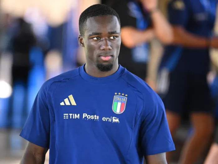 Chi &egrave; Michael Kayode: la favola del terzino azzurro dalla Serie D alla Premier League