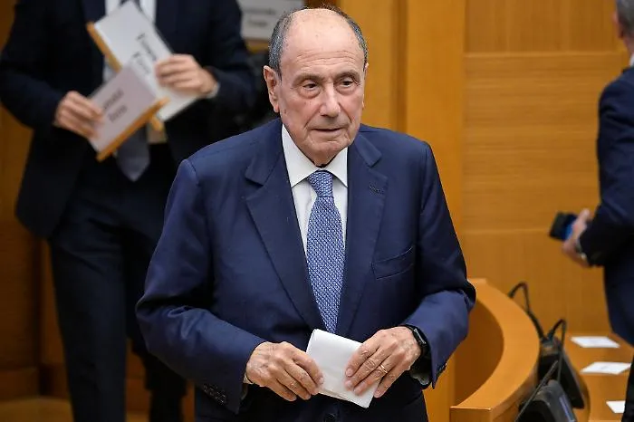 Schifani si smarca dal suo fedelissimo indagato: &laquo;Armao? Dispiace, ma non c'entra con l'attivit&agrave; di governo&raquo;