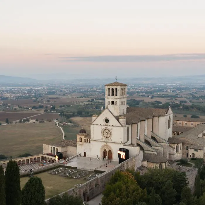 San Francesco, il 4 ottobre torna festa nazionale: Mattarella ad Assisi per gli 800 anni