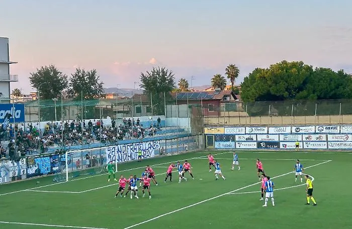 Maltese ci prova, ma il Gela ha le polveri bagnate e l'Athletic Palermo strappa il pari  