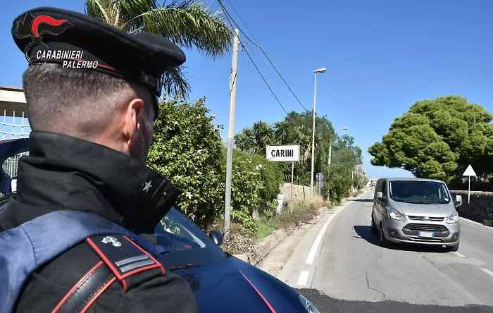Due arresti e quattro denunce tra Carini, Cinisi e Terrasini: in manette anche un presunto mafioso all'arrivo in aeroporto