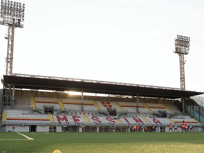 Celeste, &ldquo;ultimo stadio&rdquo; tra Comune e il Messina: &laquo;Cos&igrave; non &egrave; possibile&raquo;
